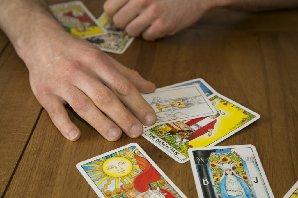 tarot card reading london